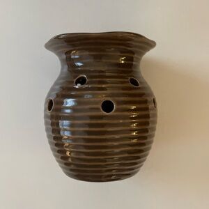 NWT! Scentsy Groovy Brown Rustic Nightlight Wax Warmer Wall Plug-In Aromatherapy